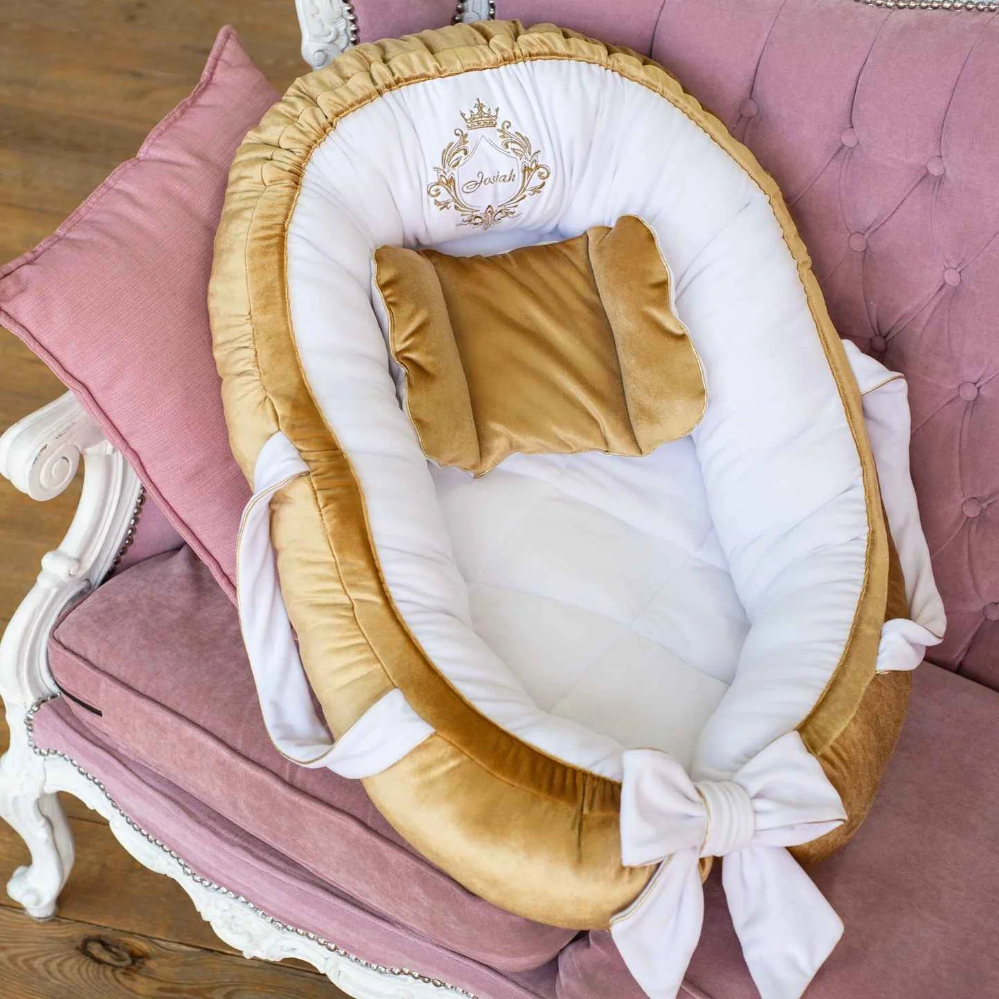 Royal Gold Personalized Cotton Baby Nest | Organic Newborn Baby Nest with Blanket - Image 3