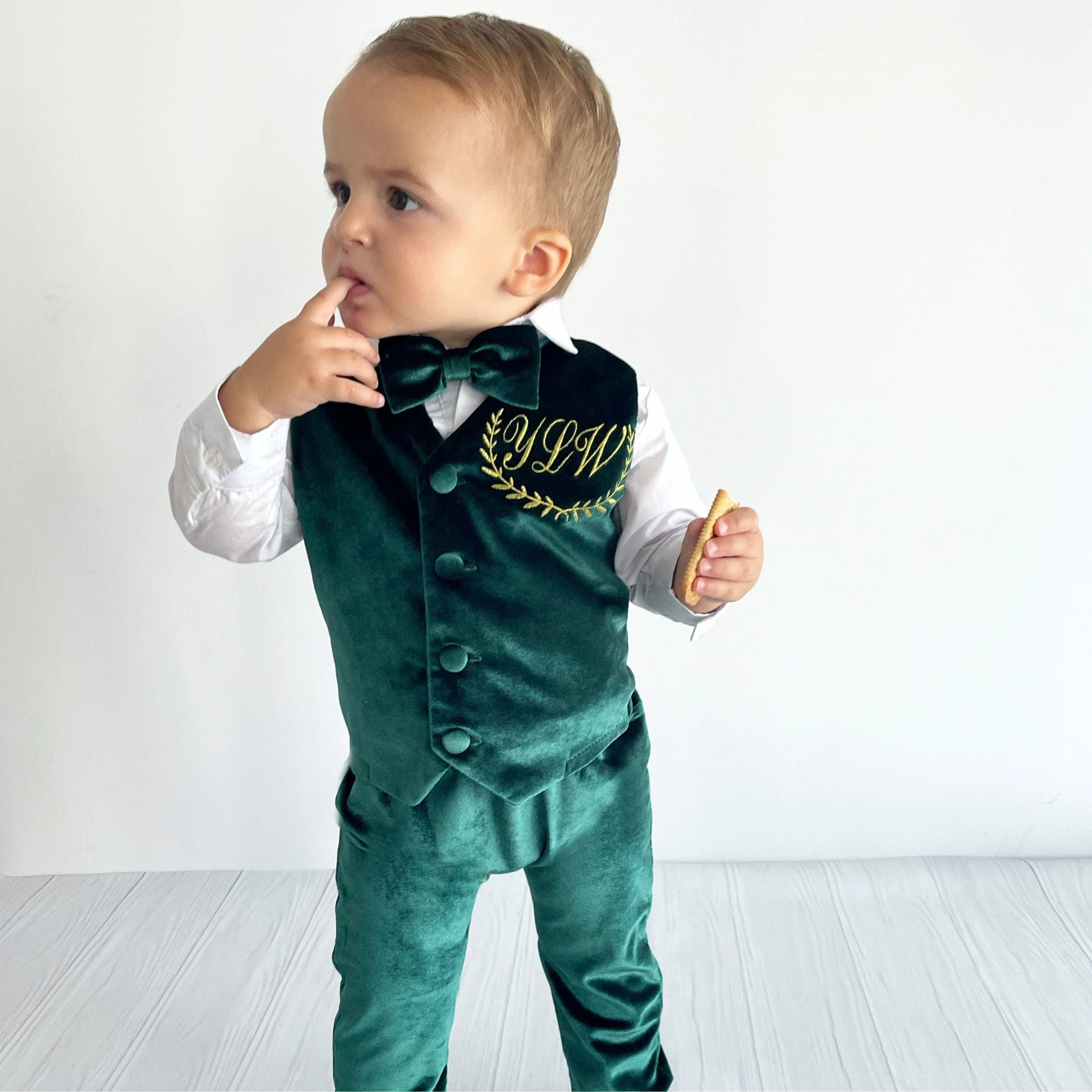 Personalized Emerald Green Velvet Baby Boy Suit - Image 7